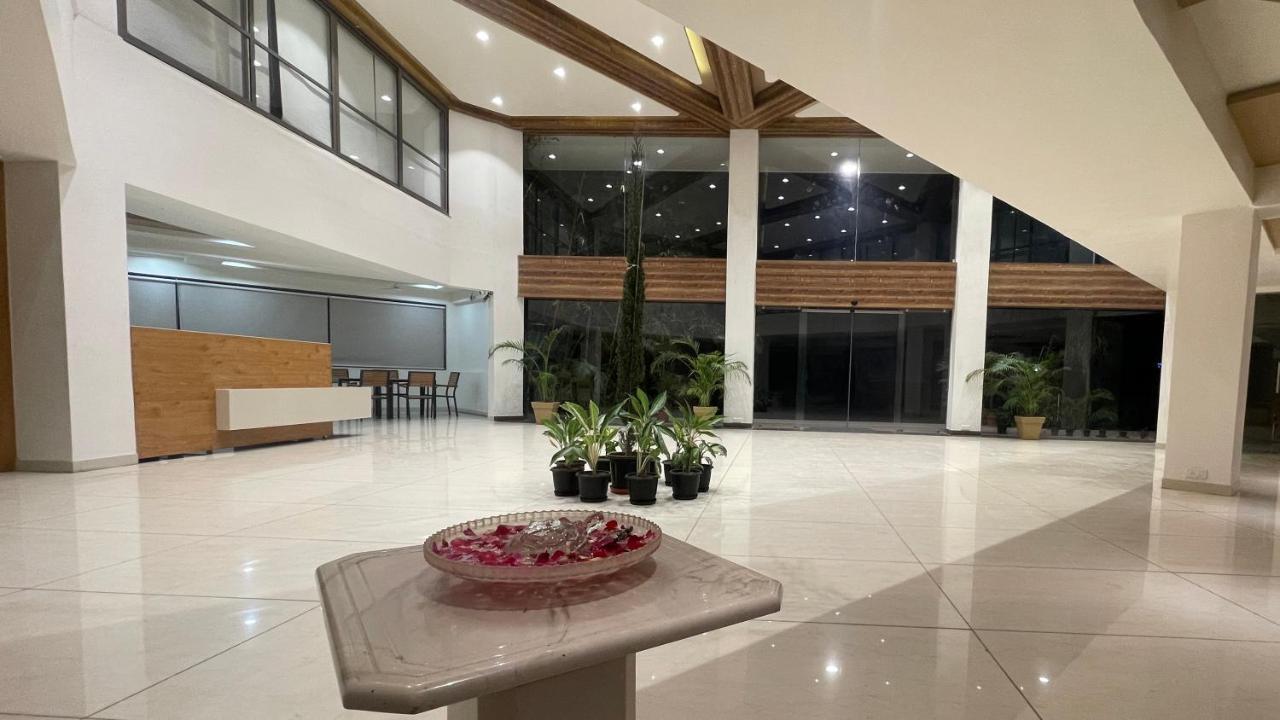 Himatnagar Heaven 7 Hotel & Resort מראה חיצוני תמונה