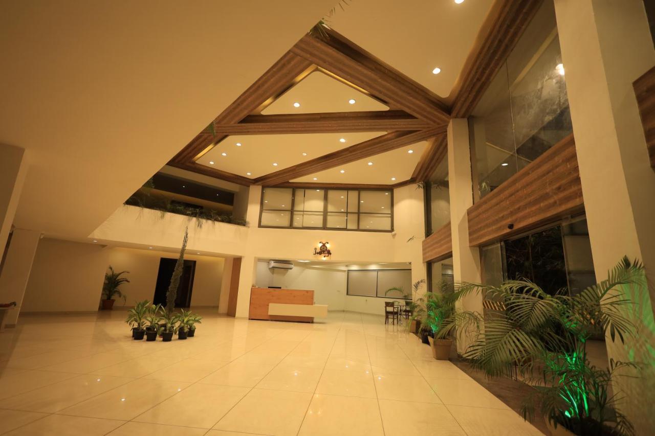 Himatnagar Heaven 7 Hotel & Resort מראה חיצוני תמונה
