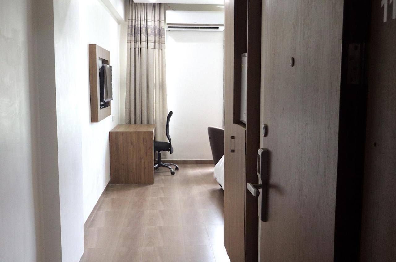 Himatnagar Heaven 7 Hotel & Resort מראה חיצוני תמונה